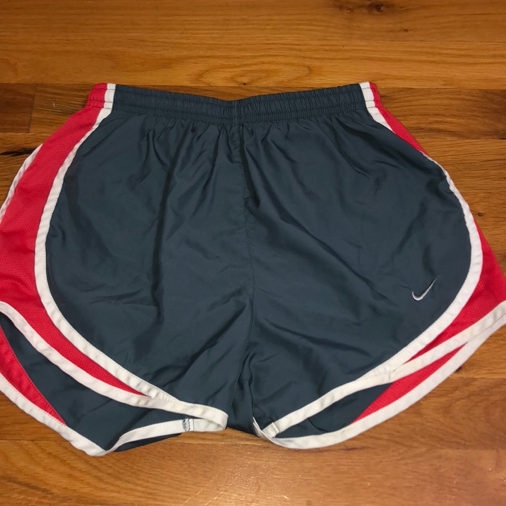 nike women’s dri fit tempo shorts